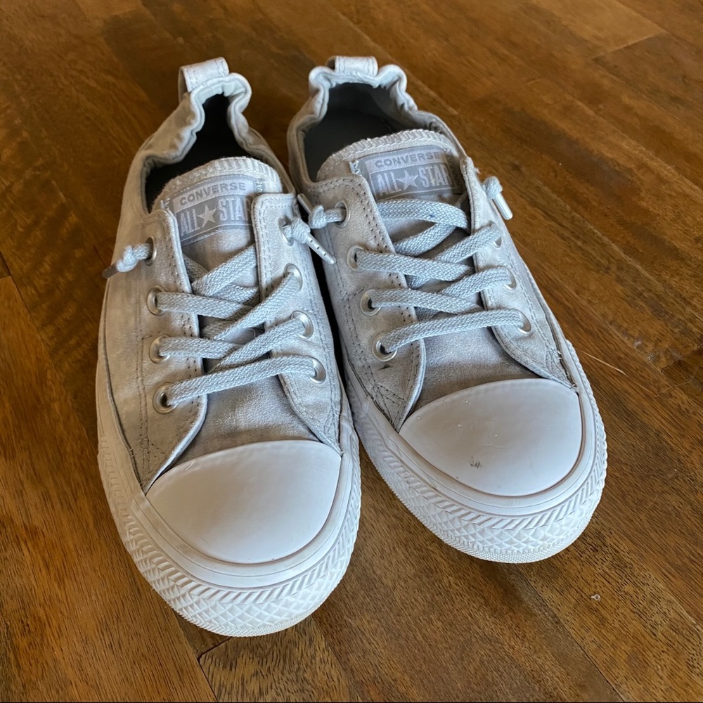 Women’s Size 8 Converse